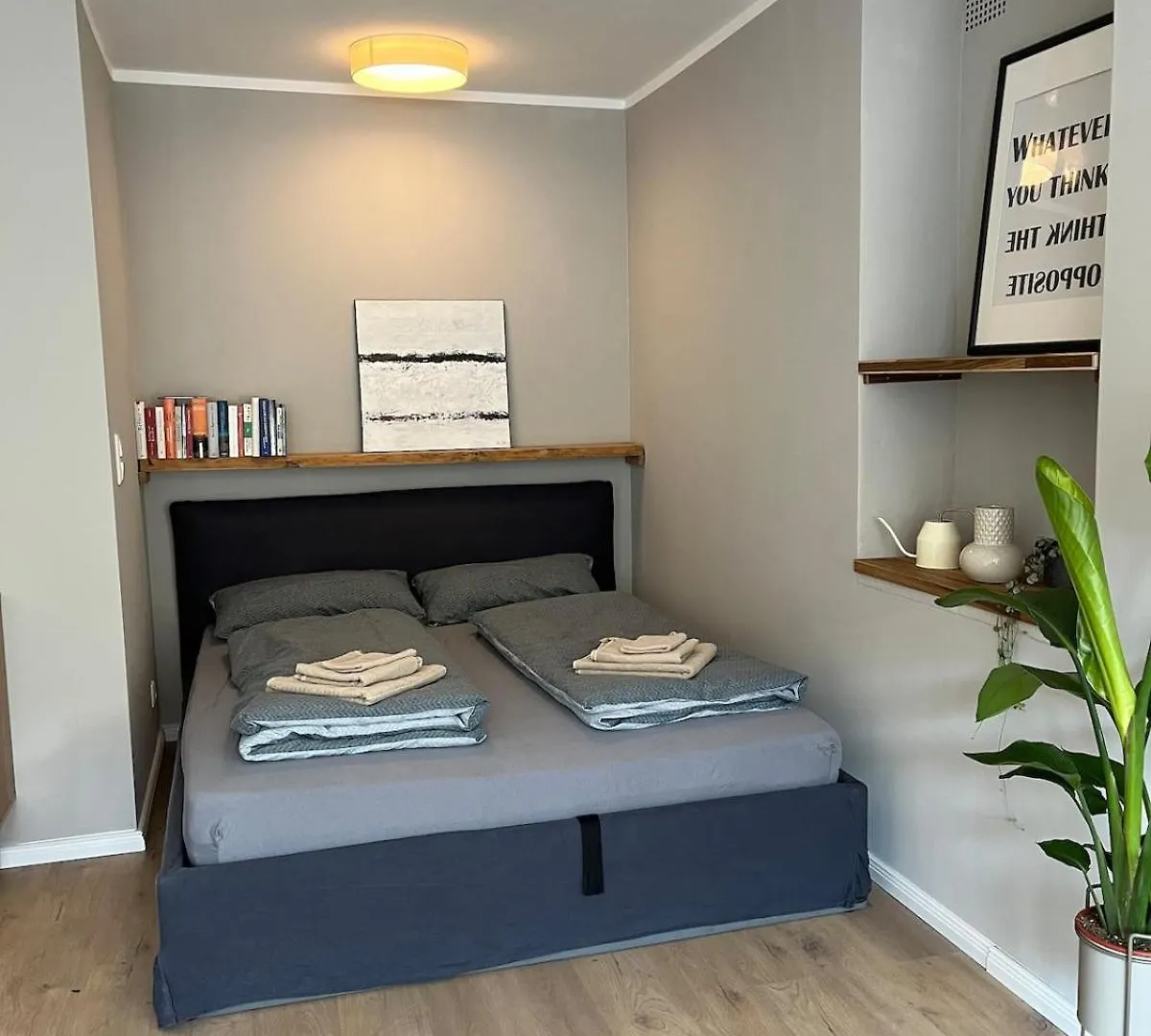 Bahnhof Und Buergerpark In Wenigen Minuten - Moebliertes Apartment Mit Toller Lage Bremen